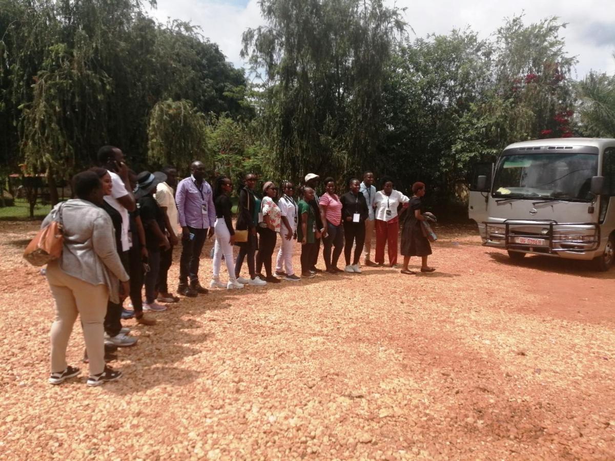 Murchison Backpackers Masindi エクステリア 写真